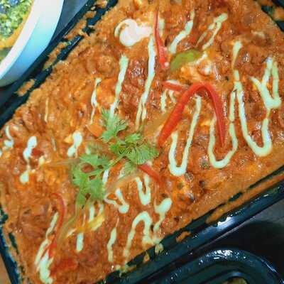 ‪the Yellow Chilli‬