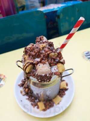 ‪cereal Killer Café‬