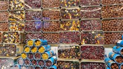 ‪hafiz Mustafa 1864 Dubai Mall‬