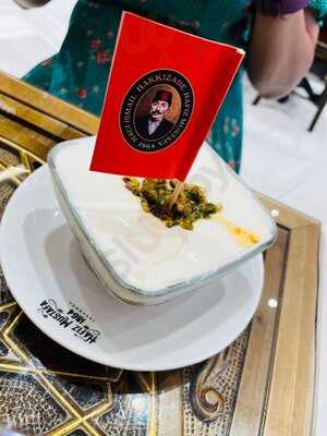 ‪hafiz Mustafa 1864 Dubai Mall‬