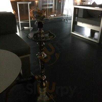 ‪aurora Lounge & Terrace‬