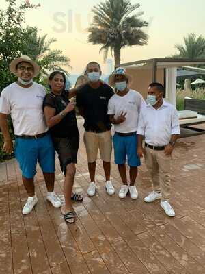 ‪pool Bar At Le Meridien Dubai‬