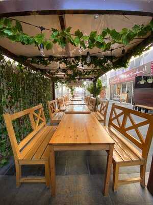 ‪la Mesa Restaurant & Cafe‬