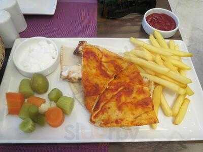 ‪nay Cafe Lounge‬