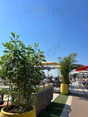 ‪venus Beach Club‬