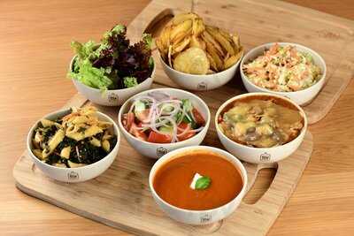 ‪the Carving Board Sandwiches‬