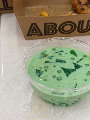 ‪max's All About Chicken - Dcc‬