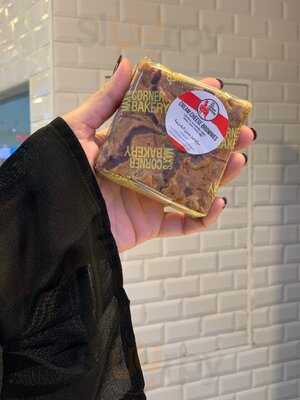 ‪max's All About Chicken - Dcc‬