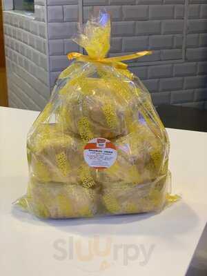 ‪max's All About Chicken - Dcc‬