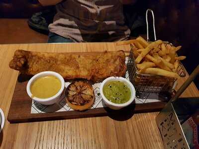 ‪mr.toad's Pub & Kitchen‬