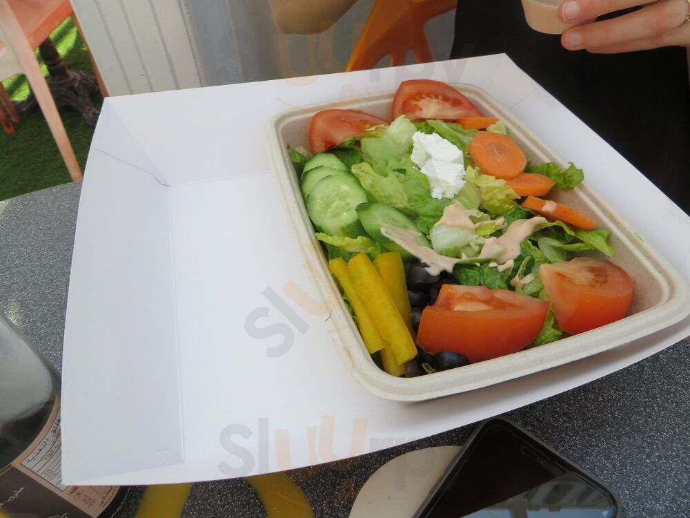 ‪doner And Gyros‬