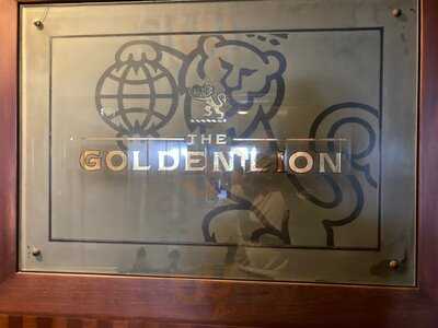 ‪the Golden Lion At Qe2‬