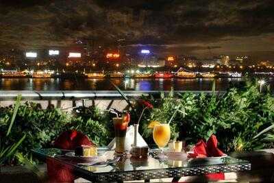 ‪apple Cafe Restaurant‬