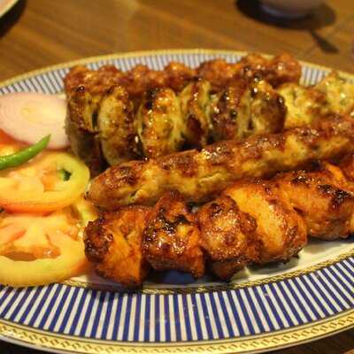 ‪dum Pukht Restaurant‬