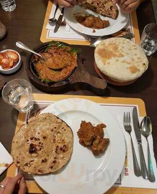 ‪the Yellow Chilli‬