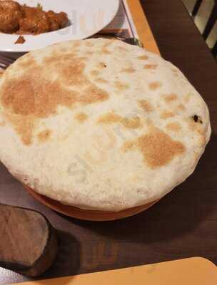 ‪the Yellow Chilli‬