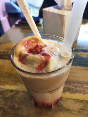 ‪prabhu's Grill Restaurant‬