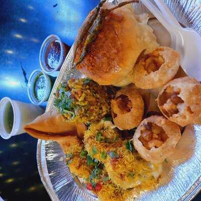 ‪falafel & Shawarma‬