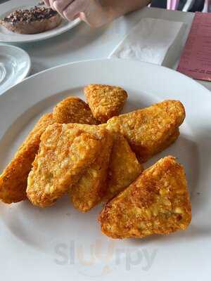 ‪circle Cafe (studio City)‬