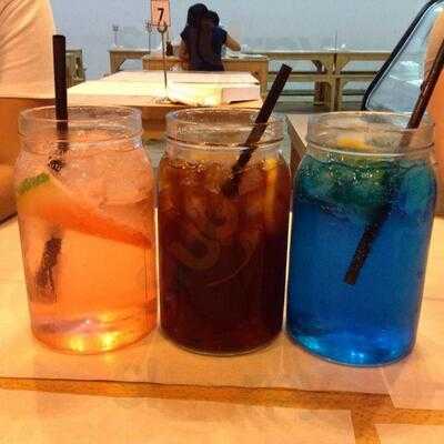 ‪seafood In A Bucket‬