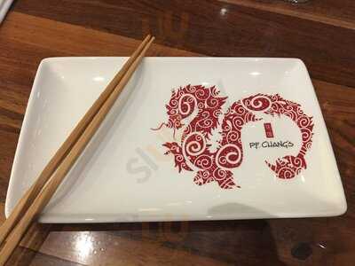 ‪p.f. Chang's‬
