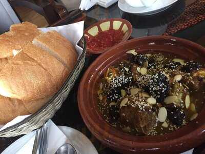 ‪layalina Restaurant‬