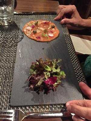 ‪zuri Resturant & Auris Plaza Hotel‬