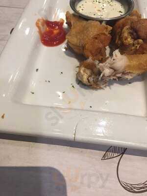 ‪olives And Tomatoes‬