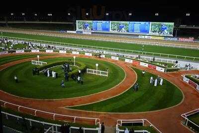 ‪tiered Restaurant‬