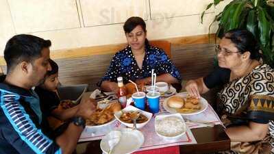 ‪golden Fork Restaurant‬