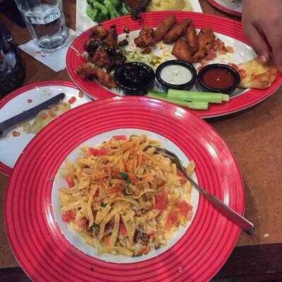 ‪t.g.i. Friday's‬