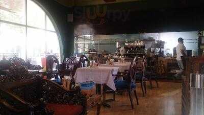 ‪figs & Olives Art & Coffee House‬