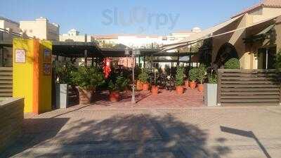 ‪figs & Olives Art & Coffee House‬