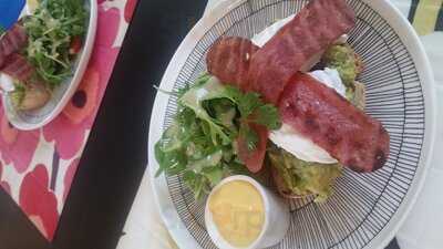 ‪marimekko Cafe‬