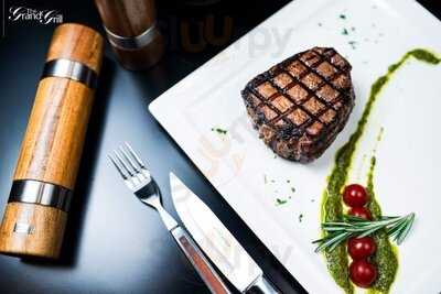 ‪the Grand Grill & White Lounge‬