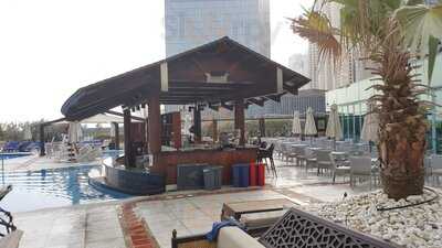 ‪h2o Pool Bar & Restaurant‬