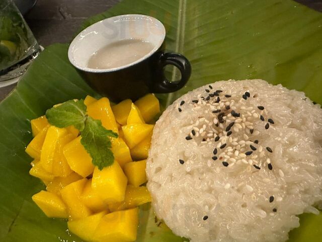 ‪lah Lah Restaurant‬