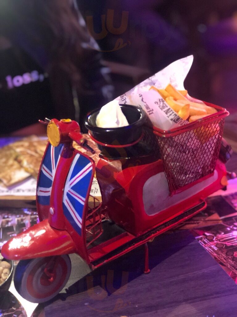 ‪headlines Cafe‬