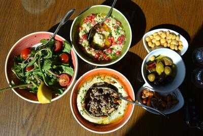 ‪amore Boulevard Cafe‬