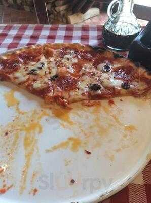 ‪800 Pizza Downtown Dubai‬