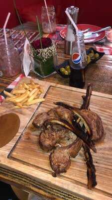 ‪mazaree Al Sham Butcher Shop And Grill‬