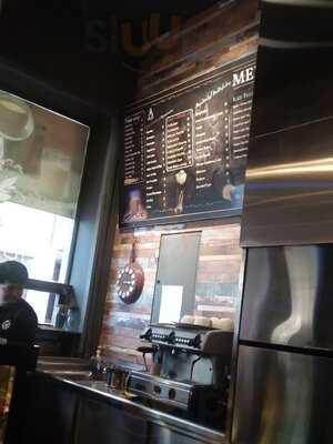 ‪tea Junction Cafe And Lounge‬