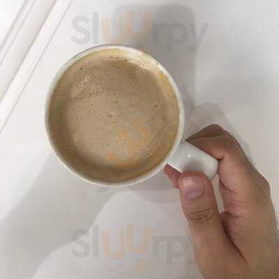 ‪circle Cafe (healthcare City)‬