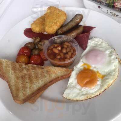 ‪circle Cafe (healthcare City)‬