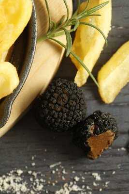 ‪surf 'n' Fries‬