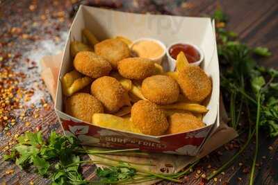 ‪surf 'n' Fries‬