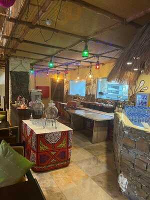 ‪desi Village Restaurant & Shisha Lounge‬