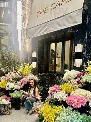 ‪the Restaurant At Address Fountain Views‬