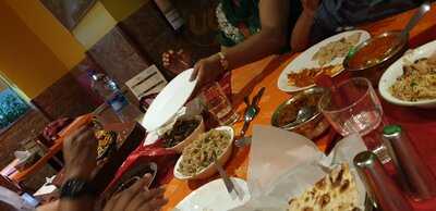 ‪winnys Restaurant‬