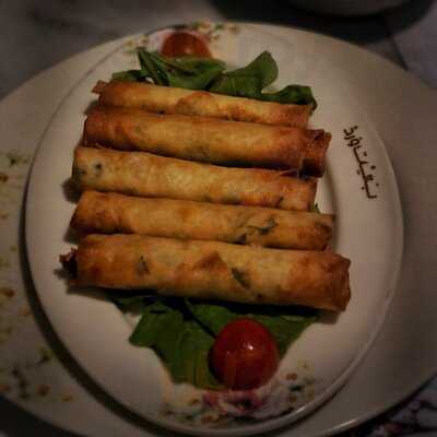 بيت ورد مطعم ومقهى لبناني